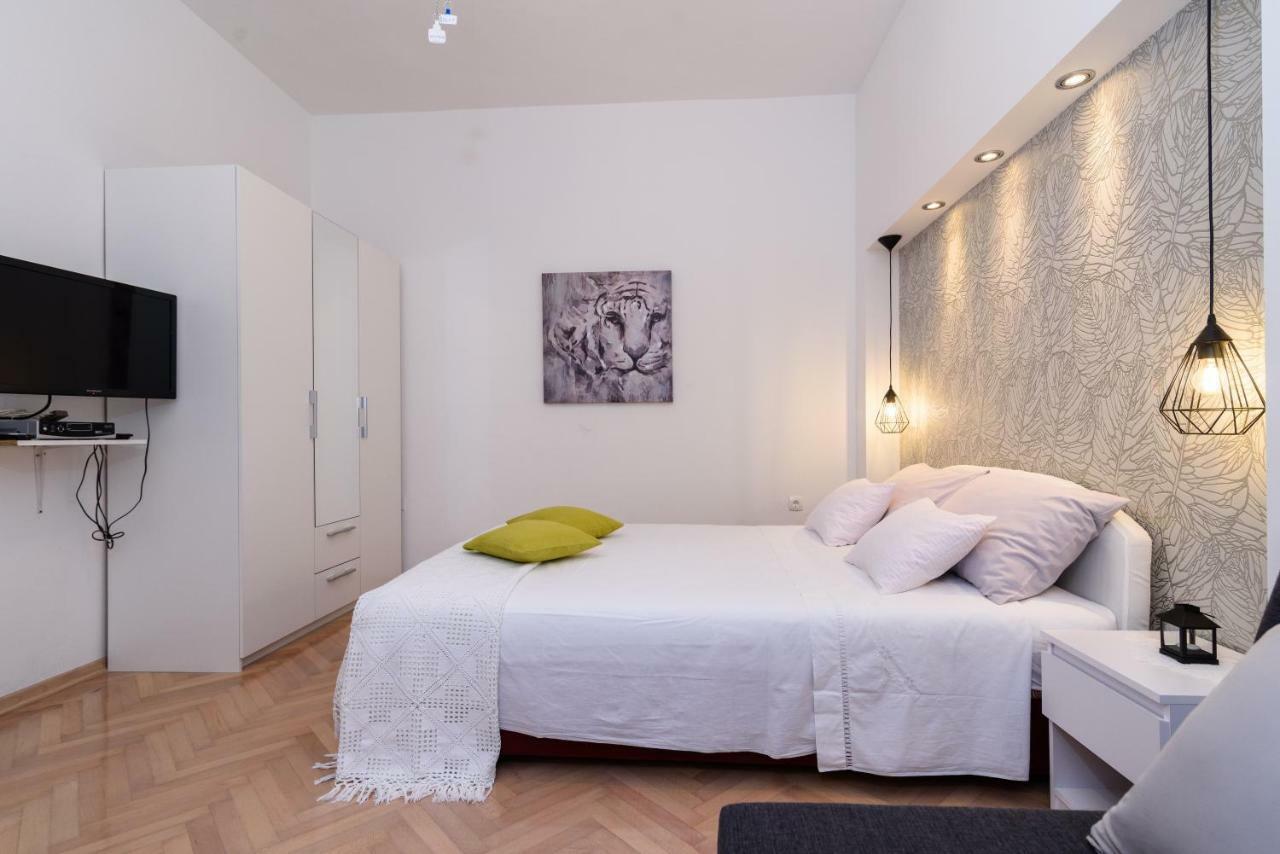 Sara Apartment